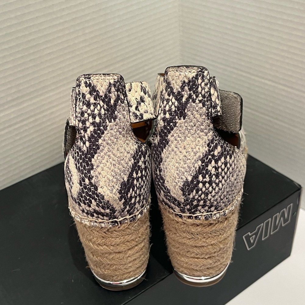 Franco Sarto Snakeskin Patterned Women's wedge  Sandals - Picture 4 of 14